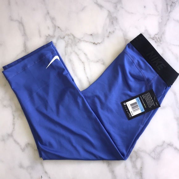 NWT Nike Blue Training Leggings Size M - Picture 1 of 8